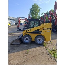 GEHL R165 kompaktiekrāvējs, celtspēja 748 kg, 2023. g., 756 m/st (lietots) GEHL R165 kompaktiekrāvējs, celtspēja 748 kg, 2023. g., 756 m/st (lietots)